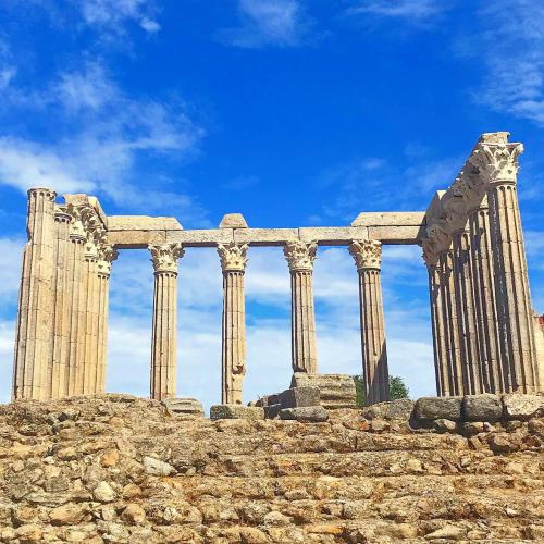 Colunas romanas, templo de Diana Évora